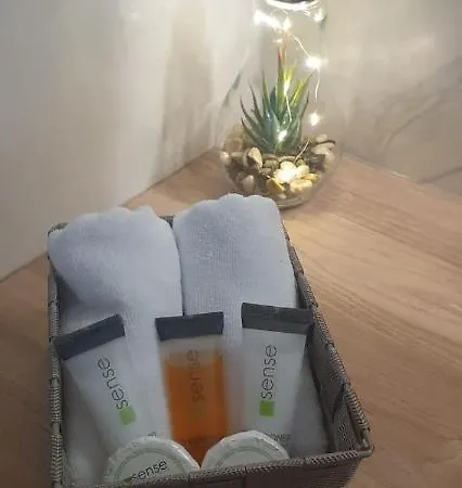 63 马马亚