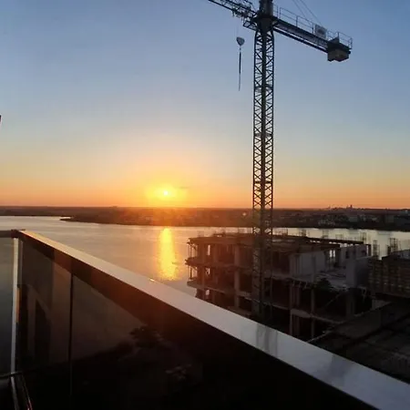 63 * Mamaia